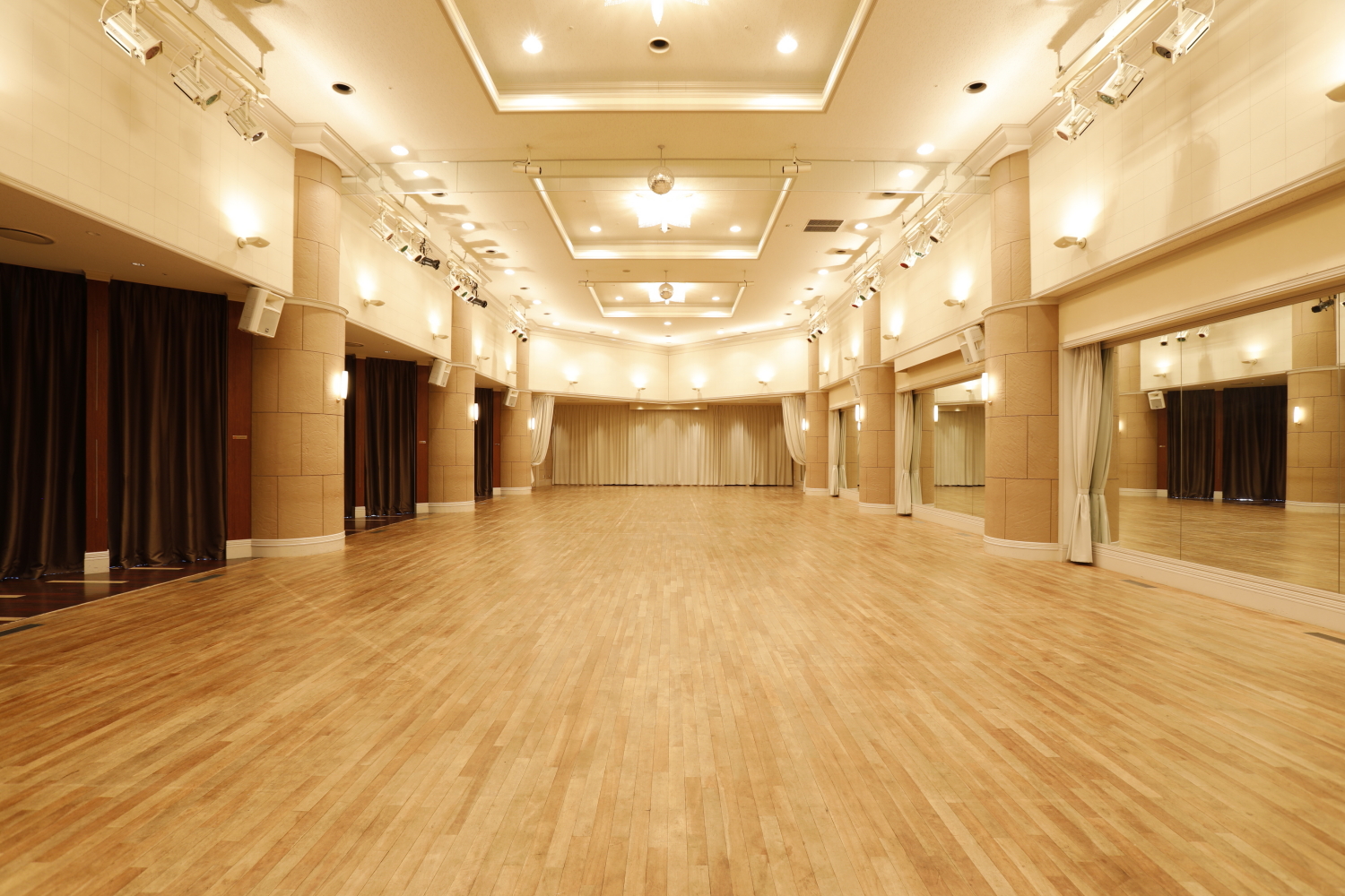 シーバンスホール営業終了のお知らせ